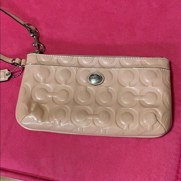 2/$30 ✨Coach Wristlet